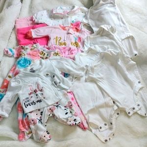 Preemie Girls clothing Lot. 15 pieces, Gerber & Carter's.